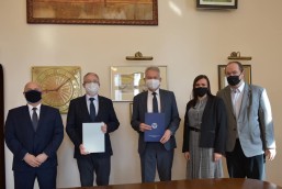 Porozumienie o współpracy pomiędzy Okręgową Izbą Radców Prawnych we Wrocławiu a Uniwersytetem Ekonomicznym we Wrocławiu